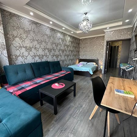 Apartment With City View On Sydykova St. 123 Bishkek Exterior foto